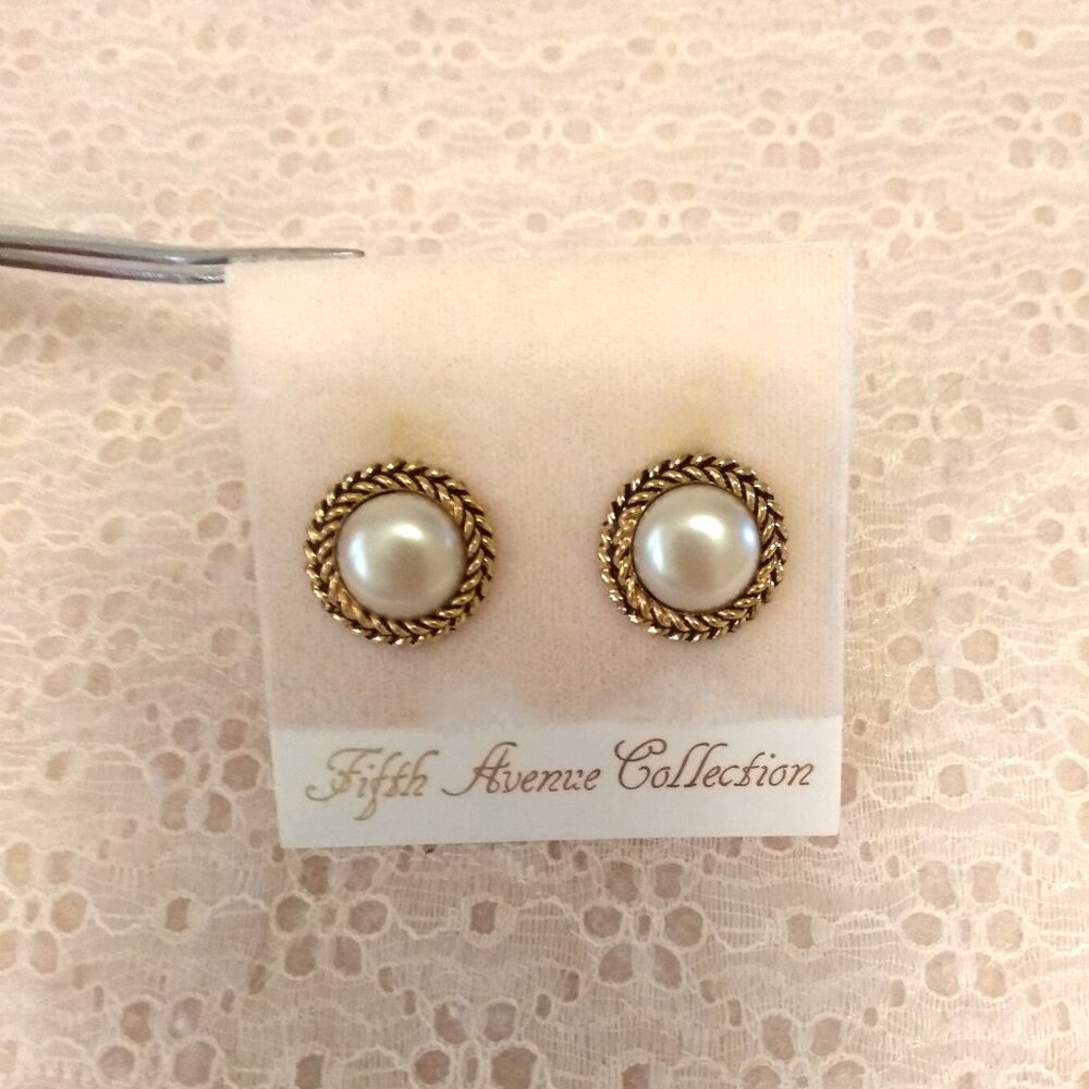 Vintage Signed M&J White Cream Faux Pearl Stud Button Gold Tone Earrings